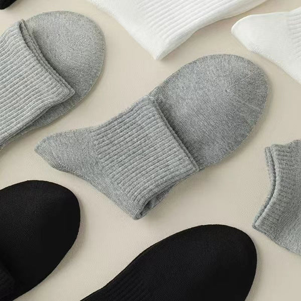 FXBNZQ Womens Cute Crew Socks Casual Athletic Aesthetic Socks Neutral Cotton Socks for Women